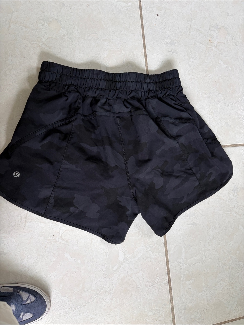 lululemon athletica Black Camo Athletic Shorts - Picture 4 of 6